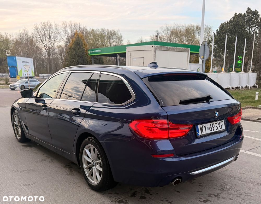 BMW Seria 5 530d xDrive Luxury Line - 3