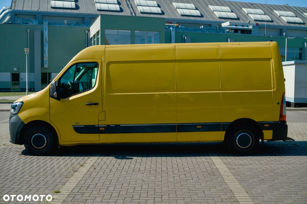 Renault E-Master - 17