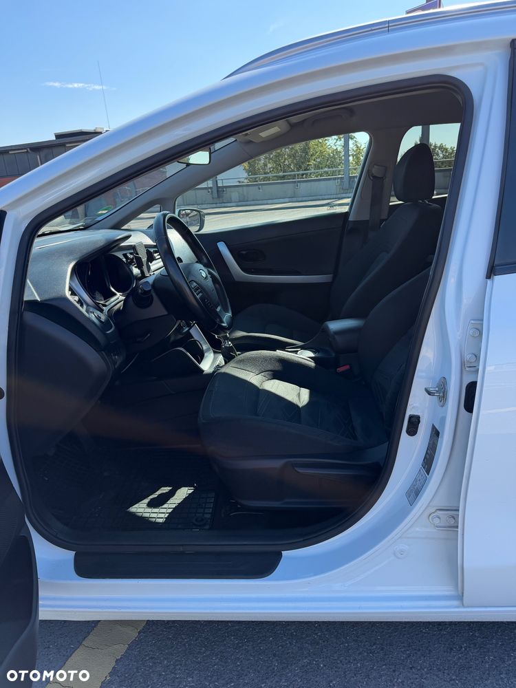 Kia Ceed 1.6 CRDi M - 12