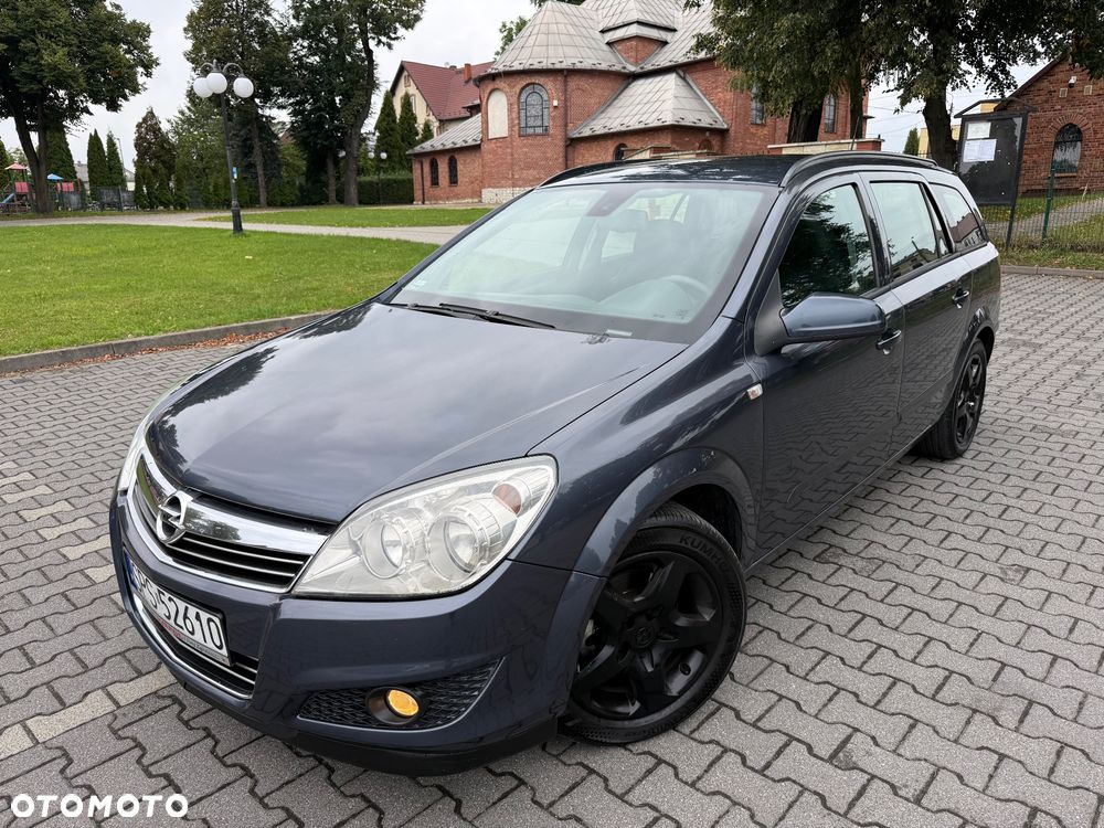 Opel Astra 1.6 Essentia - 21
