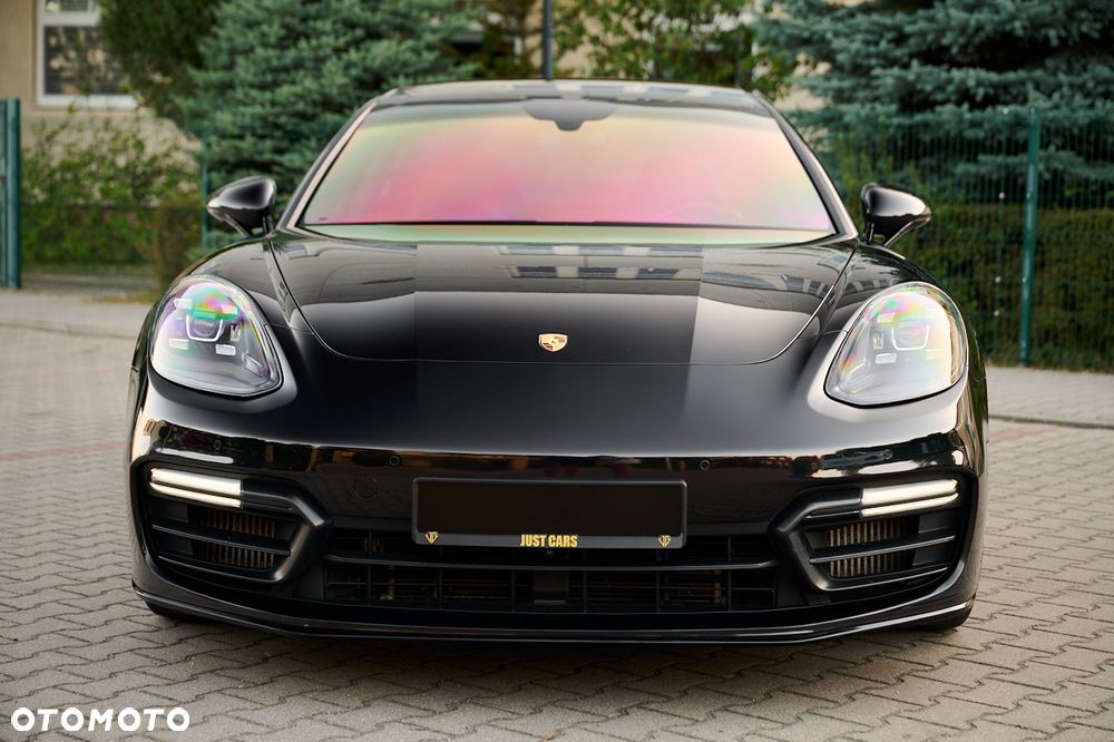 Porsche Panamera 4S - 5