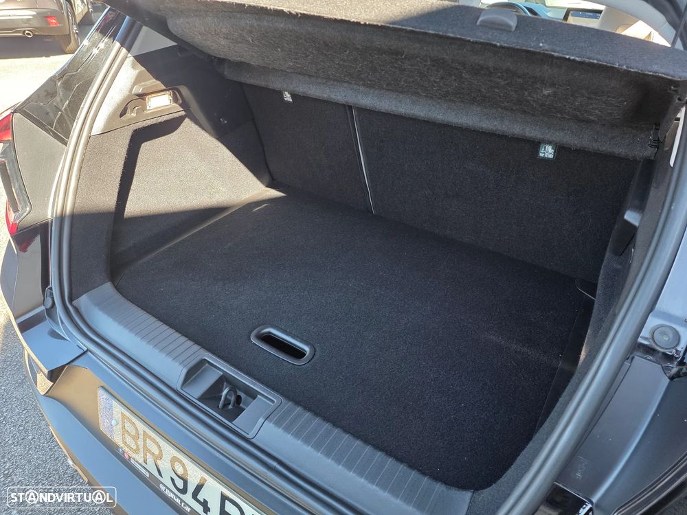 Renault Captur 1.5 dCi Initiale Paris EDC - 33