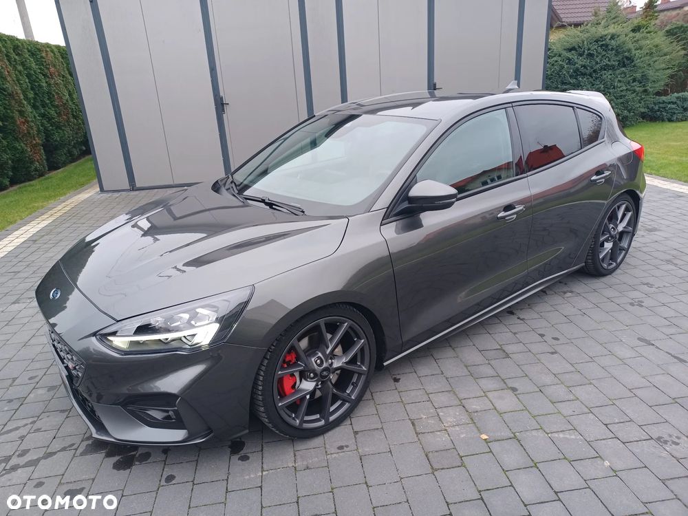 Ford Focus 2.3 EcoBoost S&S ST Edition - 23