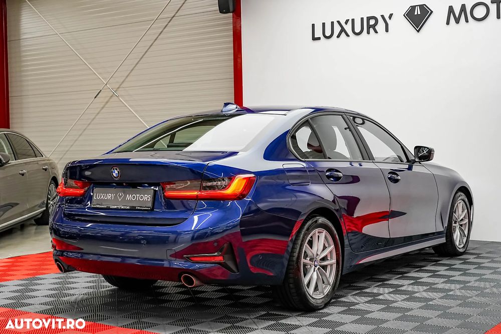BMW Seria 3 318d Aut. Sport Line - 15