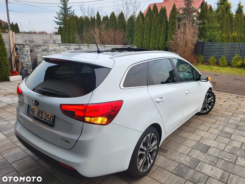 Kia Ceed 1.6 CRDi 128 Platinum Edition - 6