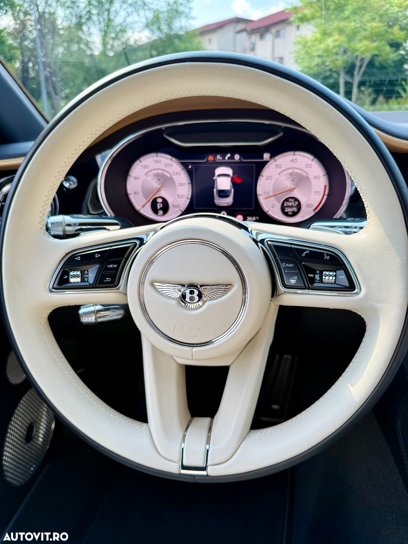Bentley Continental New GT Convertible V8 Mulliner - 13