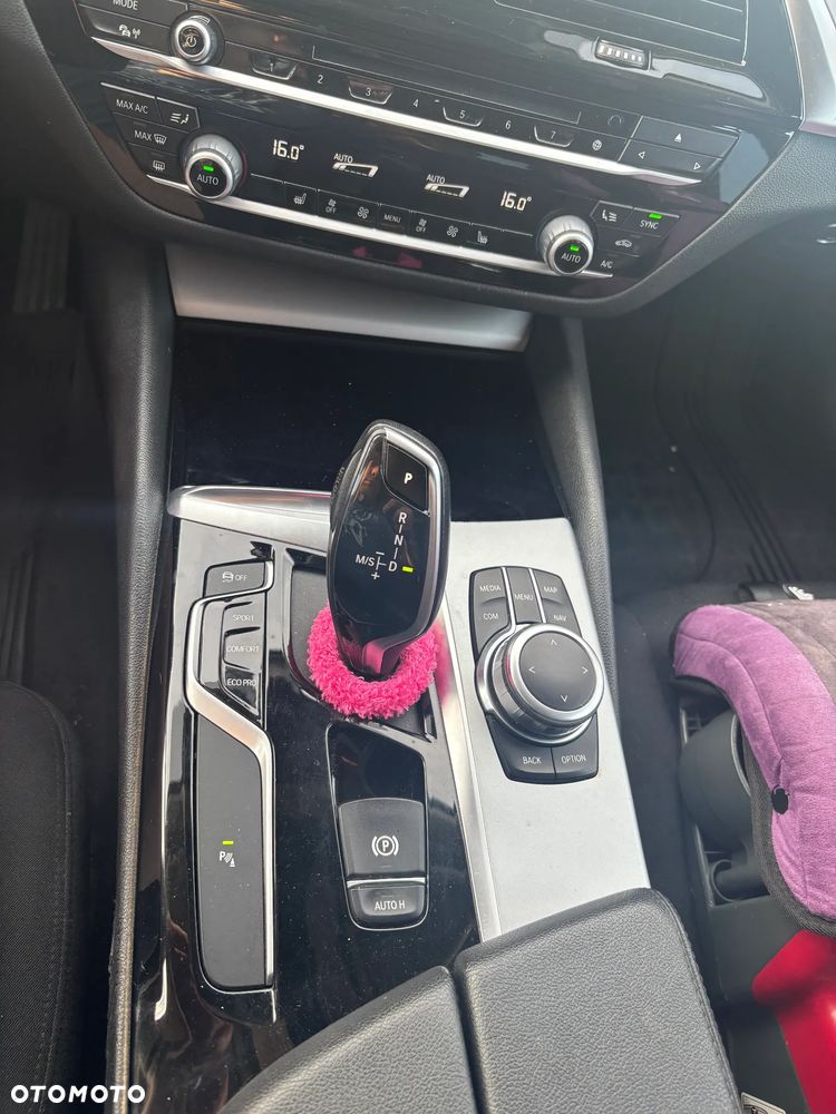 BMW Seria 5 530d xDrive - 30