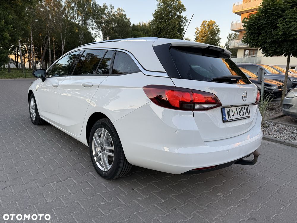 Opel Astra - 4