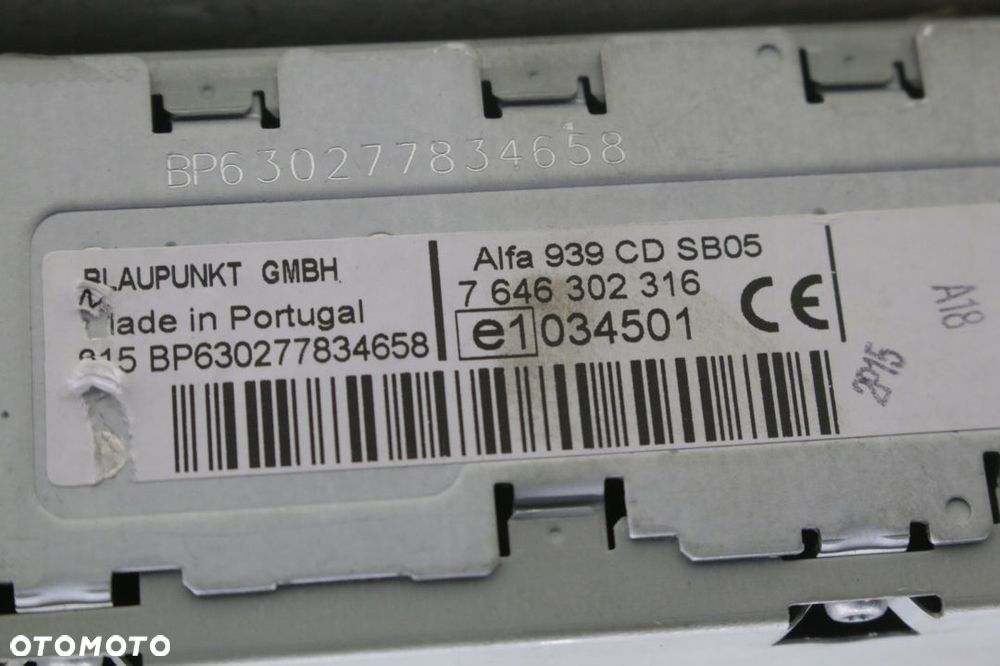 radio Alfa Romeo 939 CD - 8