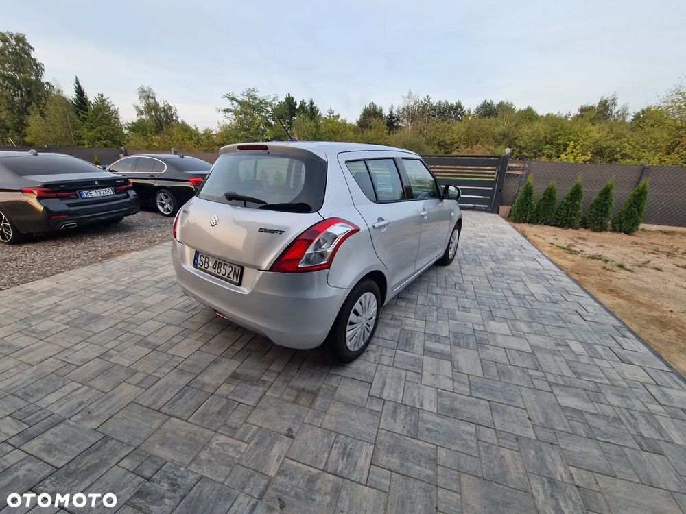 Suzuki Swift 1.2 Comfort Plus - 4
