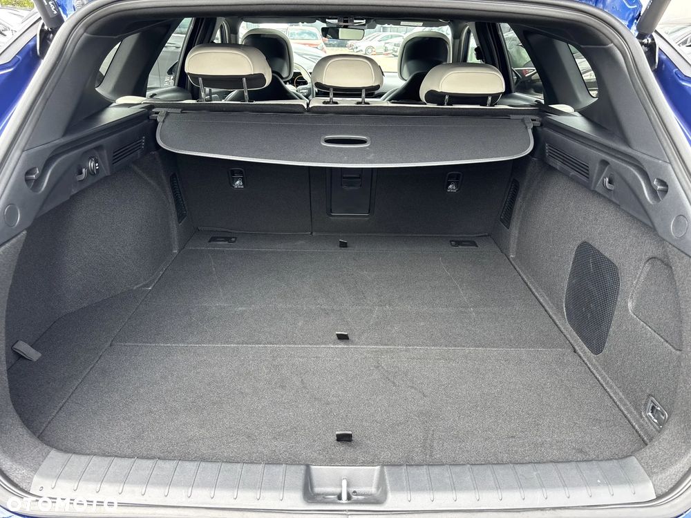Kia K4 1.6 T-GDI GT Line - 28
