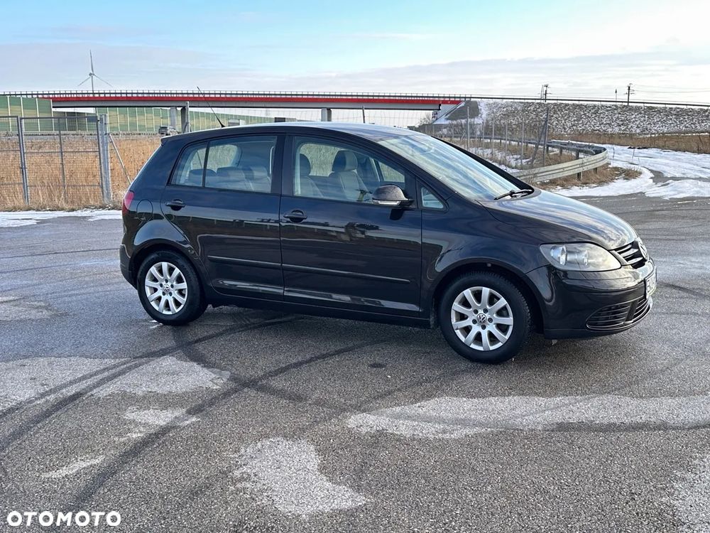 Volkswagen Golf Plus 1.9 TDI Sportline DSG - 9