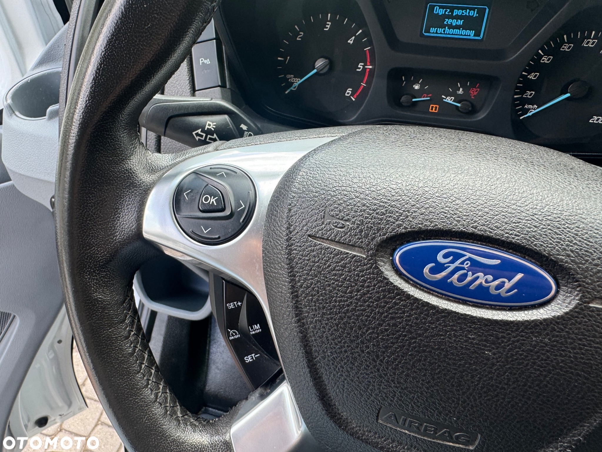 Ford Transit - 19