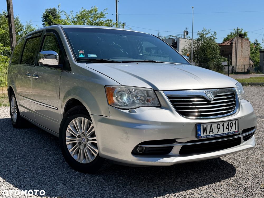 Lancia Voyager 2.8CRD Platinum - 2