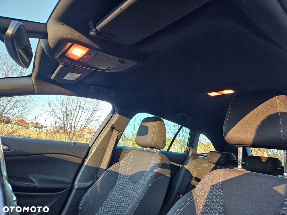 Opel Astra 1.6 D (CDTI) Dynamic - 21