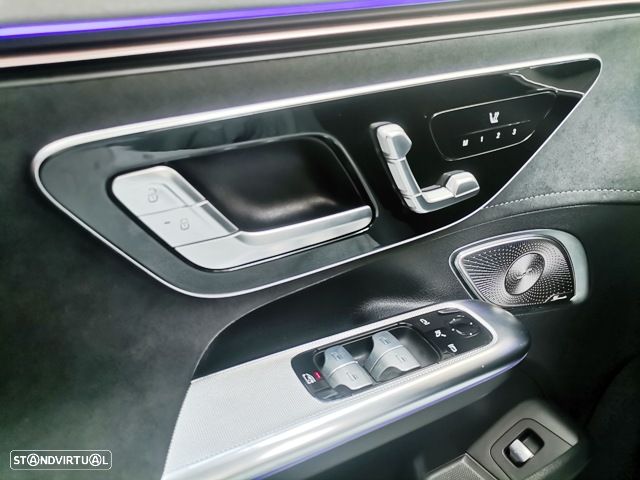 Mercedes-Benz EQE 300 AMG Line - 17