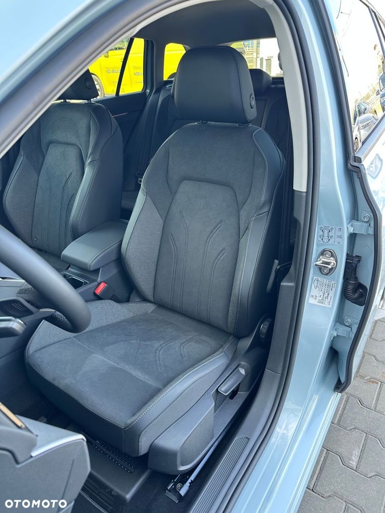 Volkswagen Golf Variant - 13