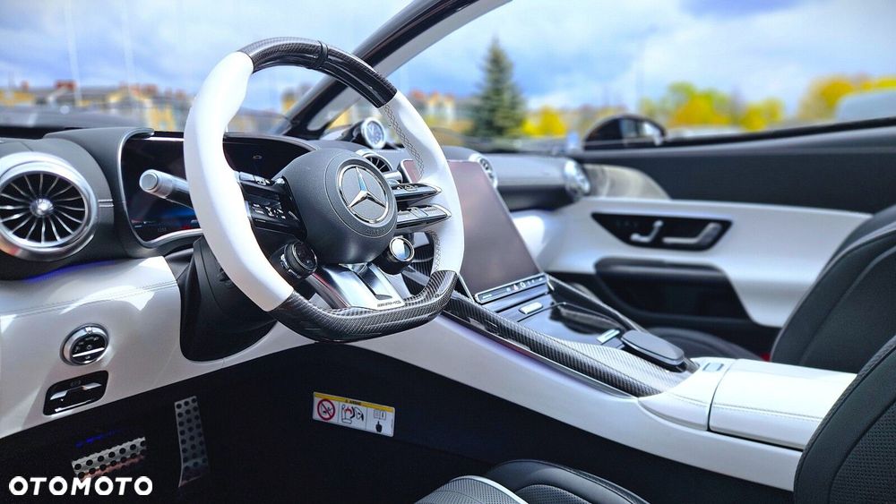 Mercedes-Benz AMG GT - 15