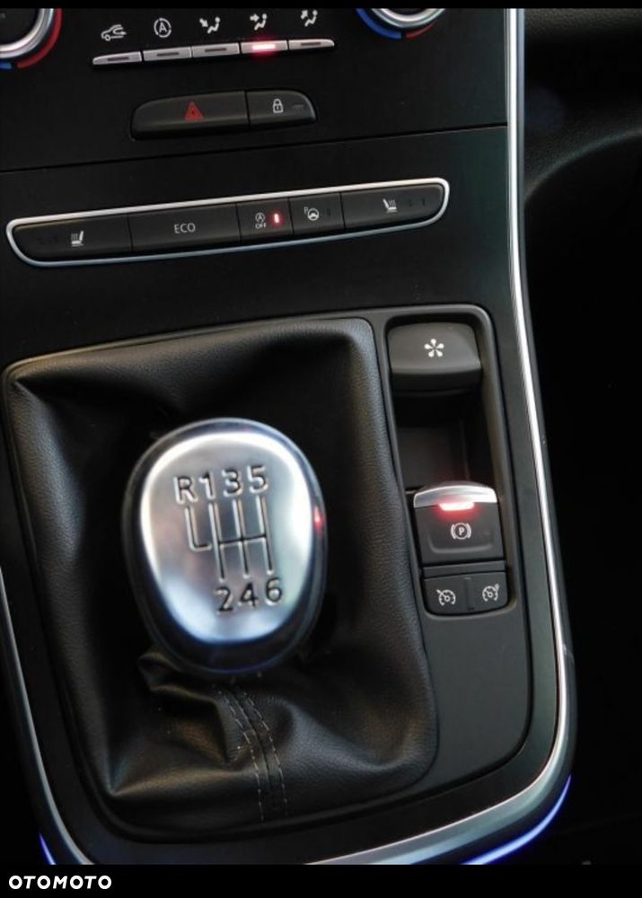 Renault Scenic 1.3 TCe Energy Intens - 8