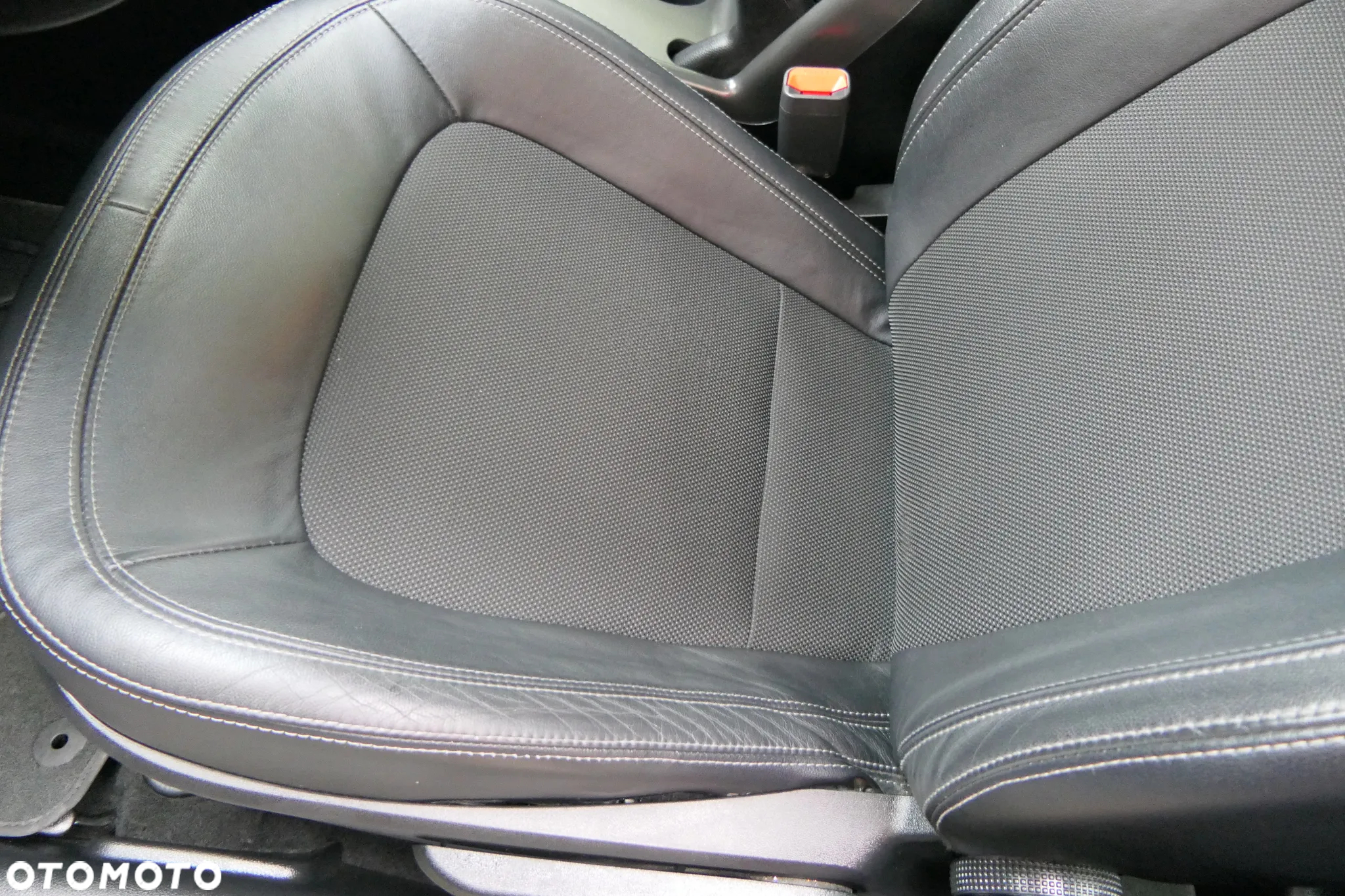 Kia Sportage 1.6 GDI Business Line L 2WD - 19