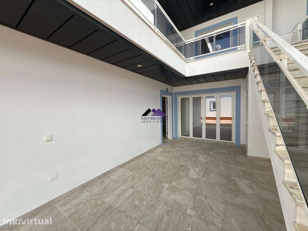 Apartamento T0+1 com Garagem e Acesso Direto à Praia - Manta Rota - Grande imagem: 3/39