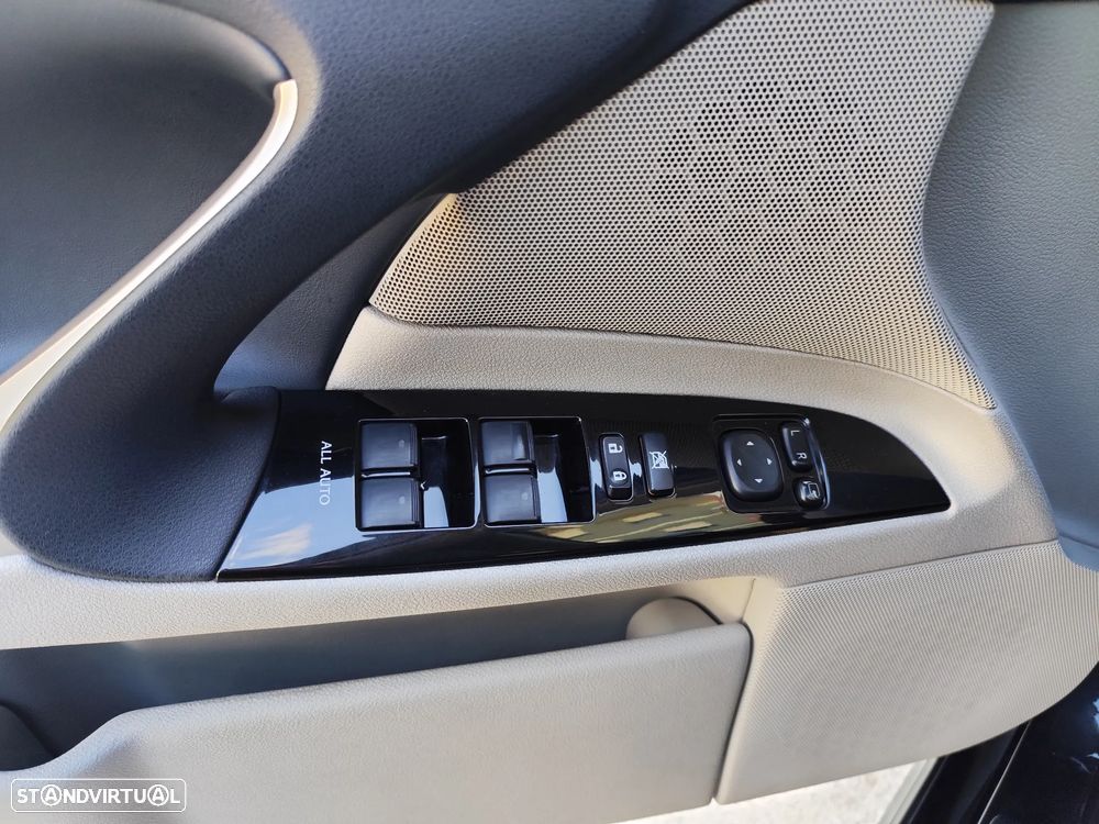 Lexus IS 200 d P.Executive 2G - 21