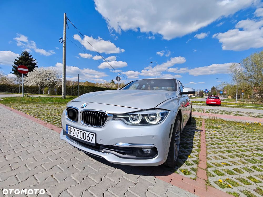 BMW Seria 3 340i xDrive Edition Luxury Line Purity - 2