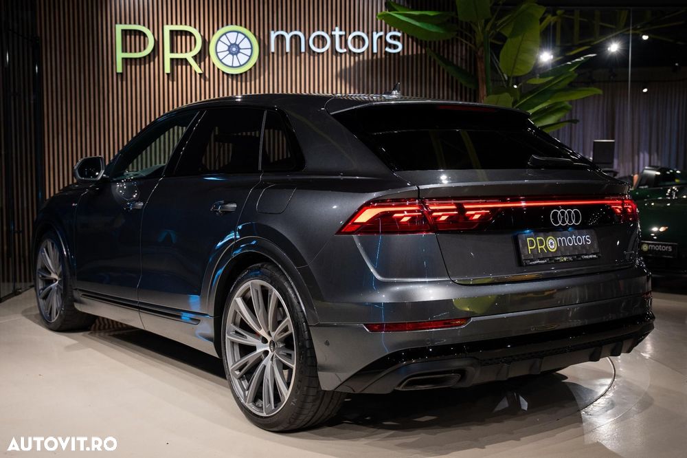 Audi Q8 - 21