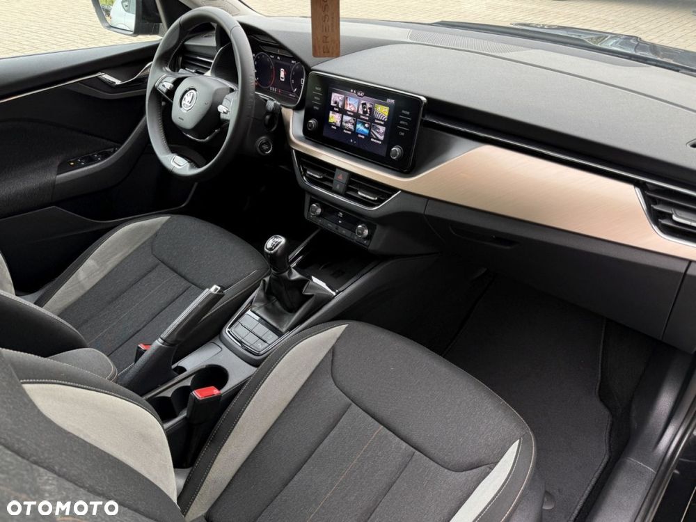 Skoda Kamiq 1.0 TSI Style - 25