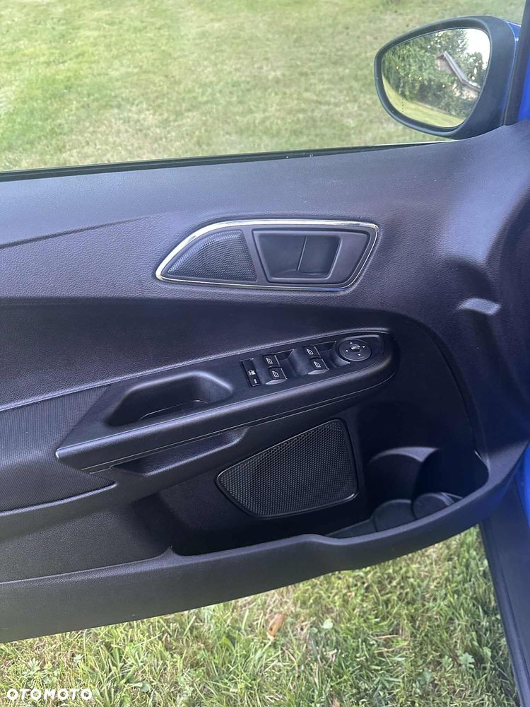 Ford B-MAX 1.4 Ambiente - 22