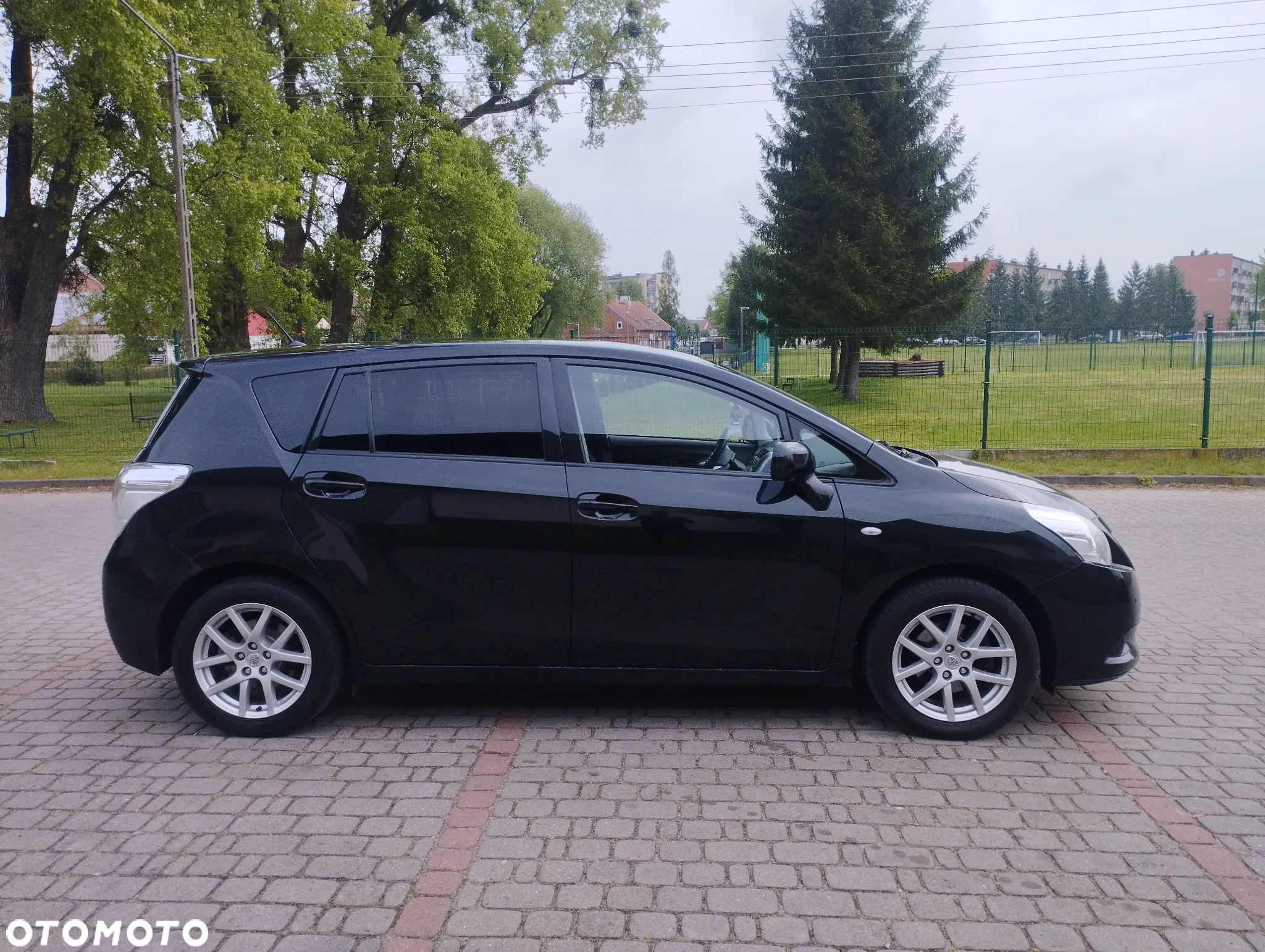Toyota Verso 1.8 5-Sitzer Executive - 2