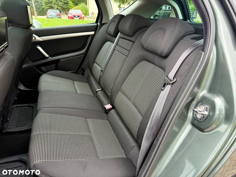 Peugeot 407 SW 140 Premium - 18