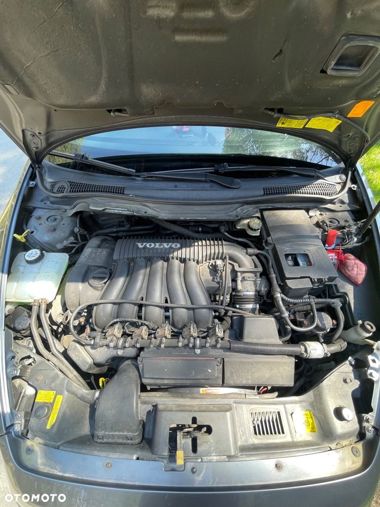 Volvo S40 2.4 Momentum - 13