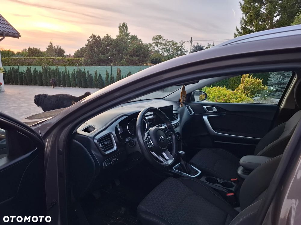 Kia Ceed 1.4 Vision - 29