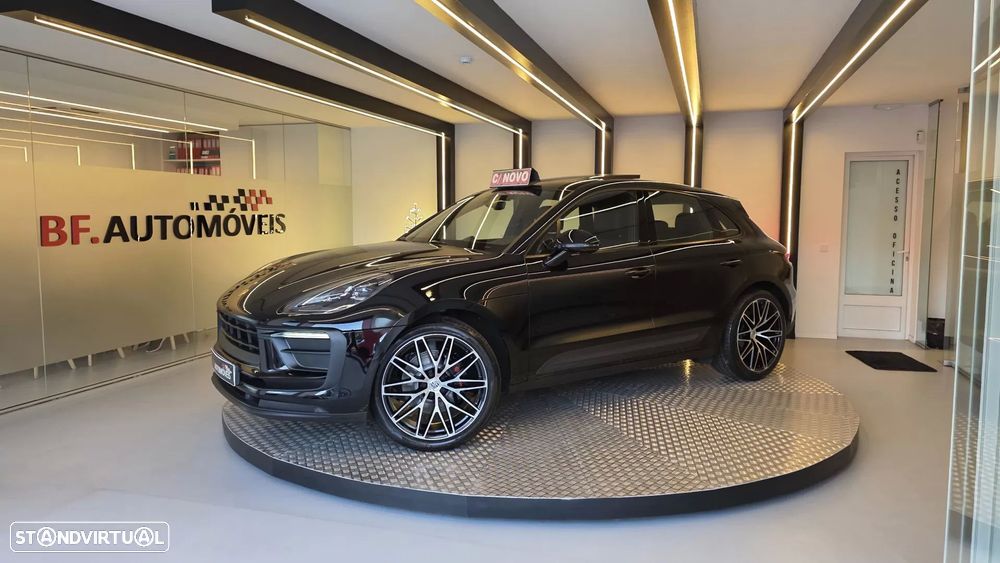Porsche Macan T - 2