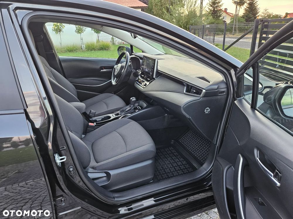 Toyota Corolla 1.8 Hybrid Comfort - 12