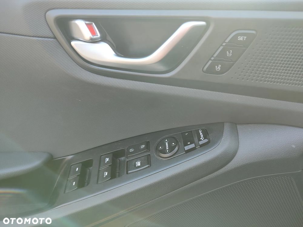 Hyundai IONIQ Hybrid Platinum - 15