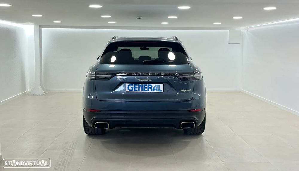 Porsche Cayenne E-Hybrid - 4