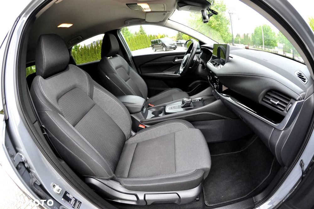 Nissan Qashqai 1.3 DIG-T MHEV Xtronic Tekna - 24