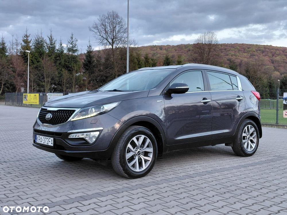 Kia Sportage 2,0 CRDI AWD Dream-Team Edition - 4