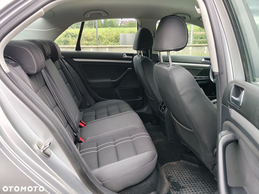 Volkswagen Jetta 1.4 TSI Highline - 14