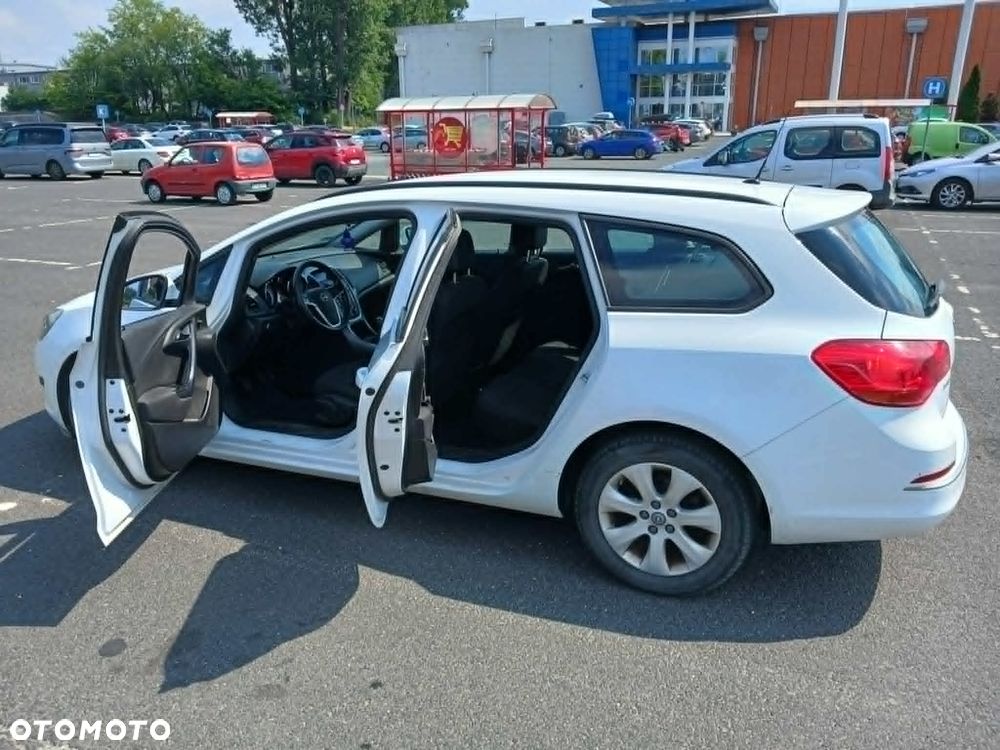Opel Astra 1.6 Sport - 13