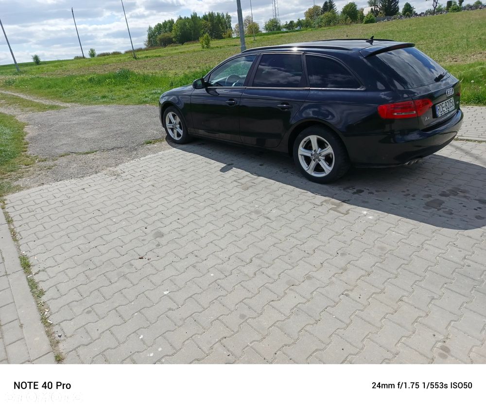 Audi A4 Avant - 1