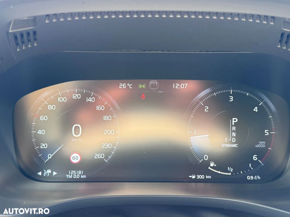 Volvo XC 60 D5 AWD Inscription - 10