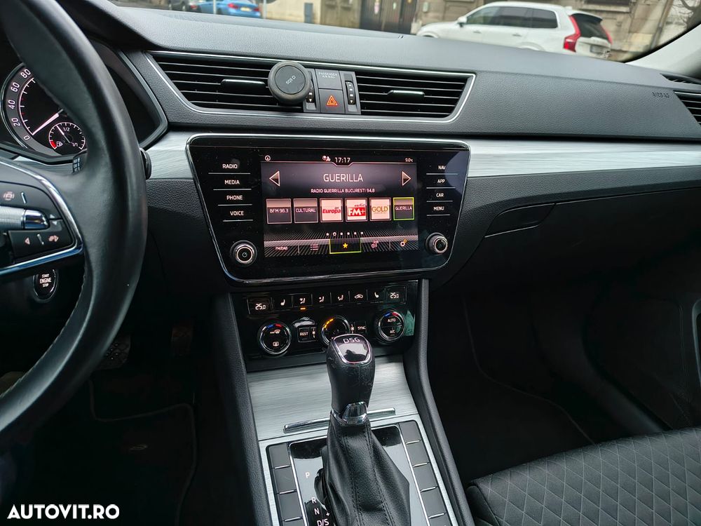 Skoda Superb 2.0 TDI DSG Ambition - 6