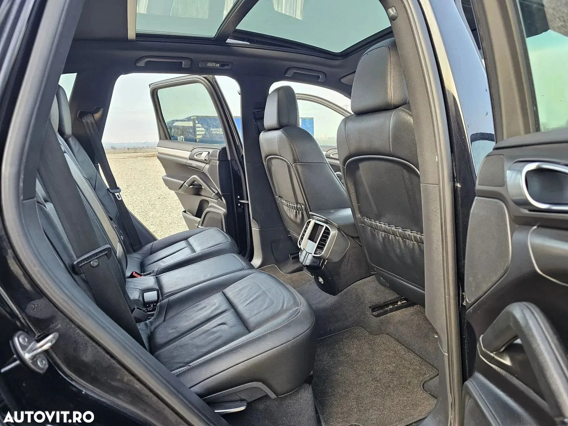 Porsche Cayenne Diesel Platinum Edition - 15