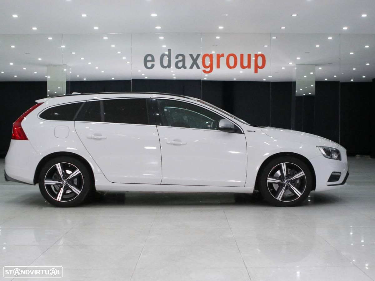 Volvo V60 2.4 D6 R-Design Sum.AWD Phev - 2