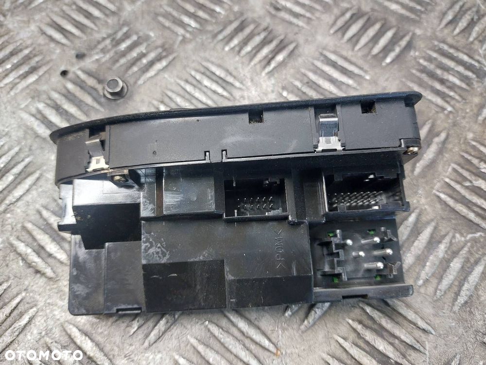PANEL STEROWANIA SZYB BMW E39 6904306 - 2