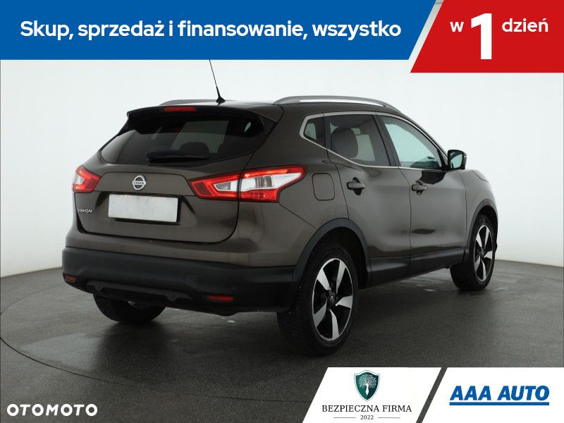 Nissan Qashqai - 6