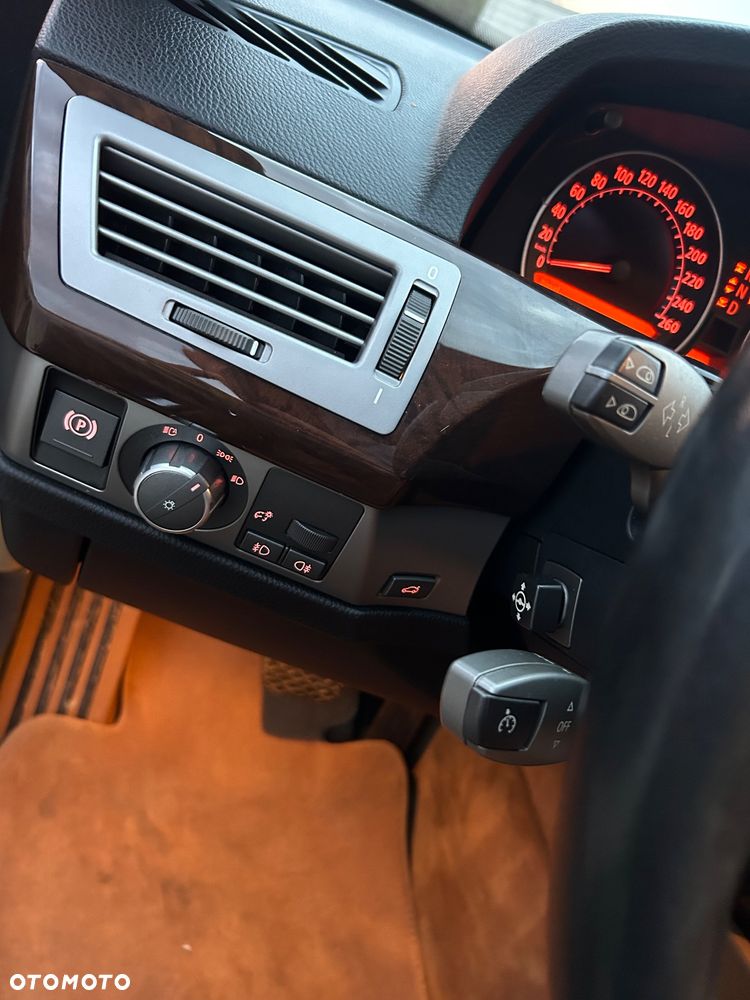 BMW Seria 7 730d L - 16